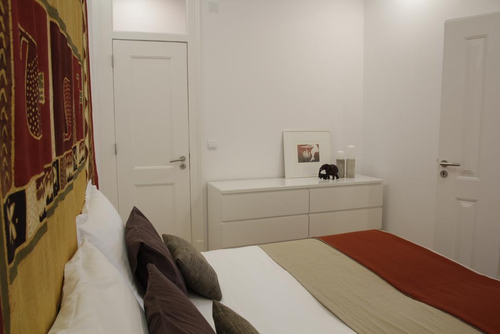 Design Duplex Apartment Ba/ Chiado Lisbon Room photo